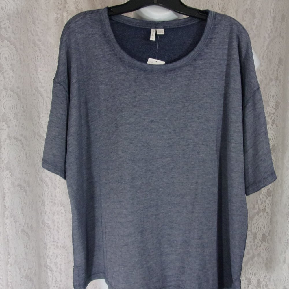 Heather Navy Top Blouse NWT Super Soft Plus Size 14/16W Live Well